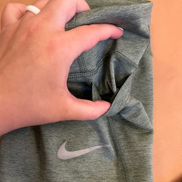 Nike Light Green Running Leggings - Picture 3 of 6